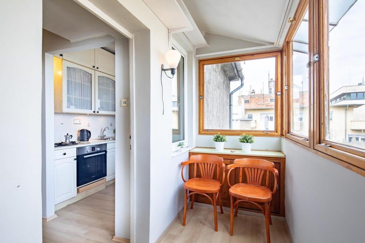 Central - Comfy - Sunny Budapest Bagian luar foto