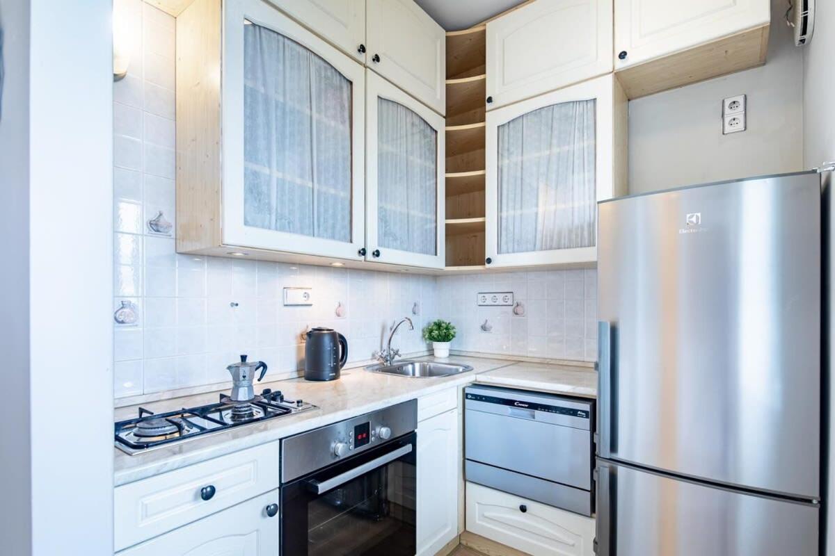 Central - Comfy - Sunny Budapest Bagian luar foto