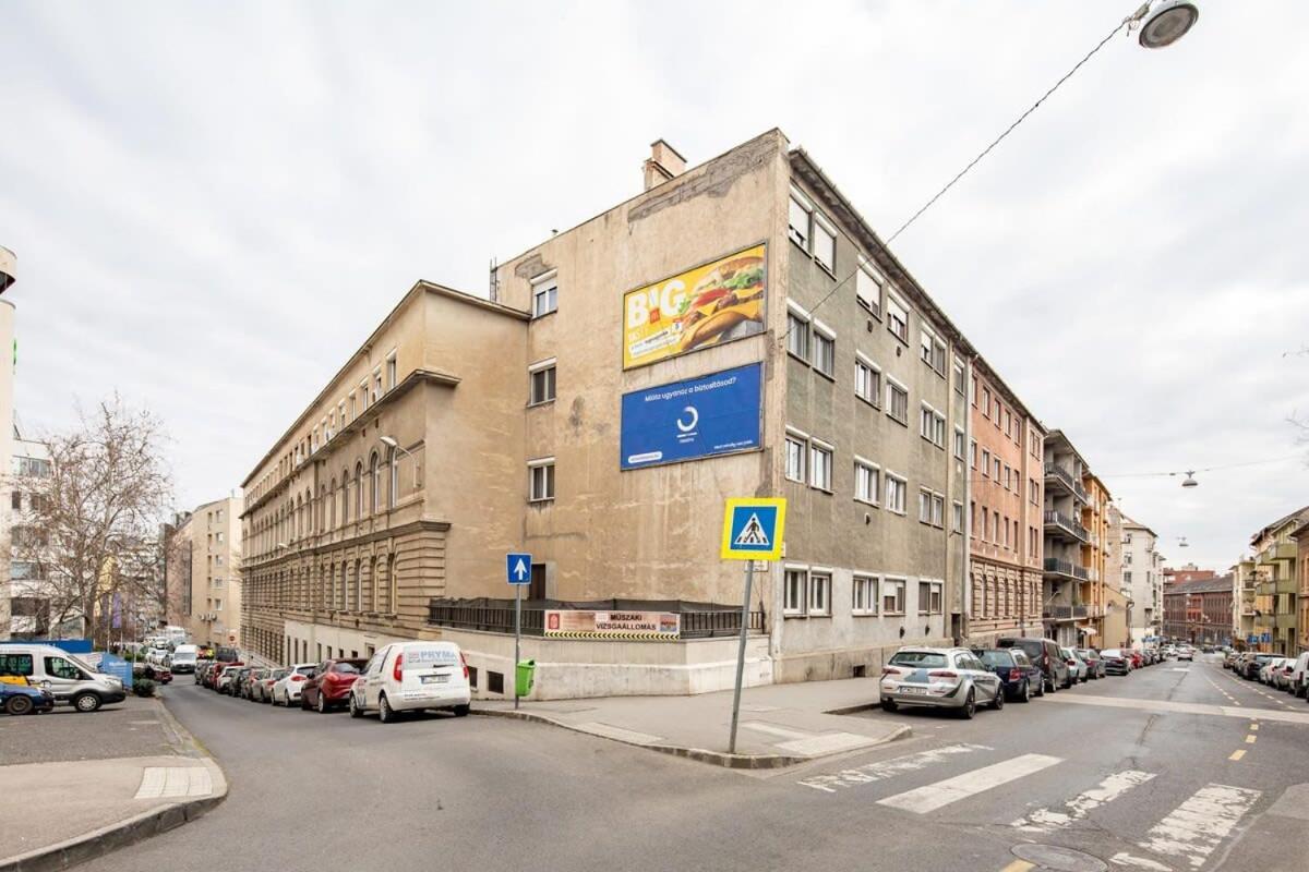 Central - Comfy - Sunny Budapest Bagian luar foto